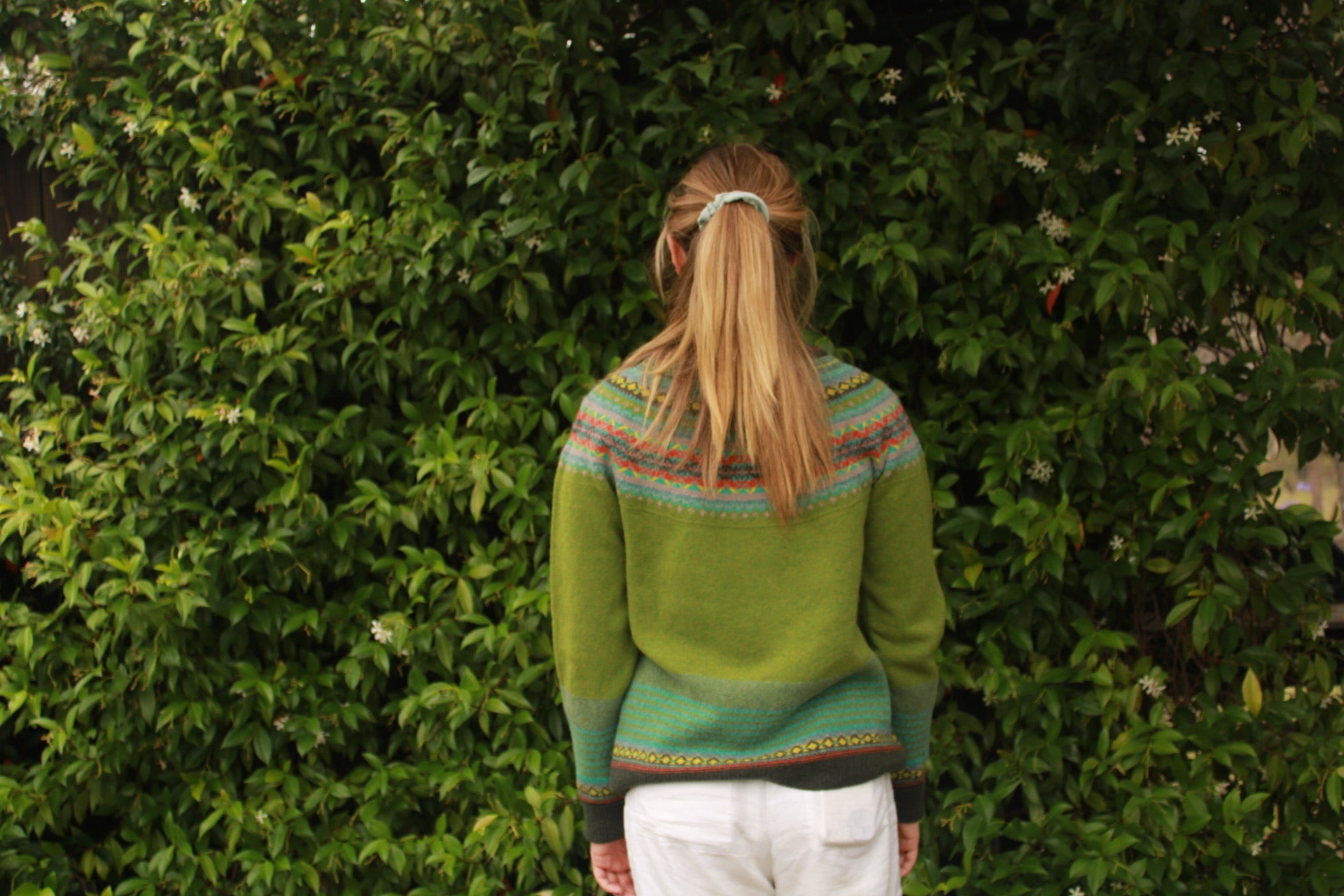 Eribe's Women's Alpine Sweater in Moss, back view of ladies fairisle jumper