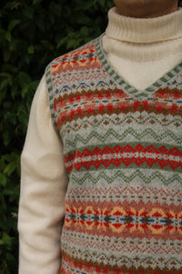 Eribe's Brodie Vest for men in Tundra, close up of fairisle pattern of sweater vest