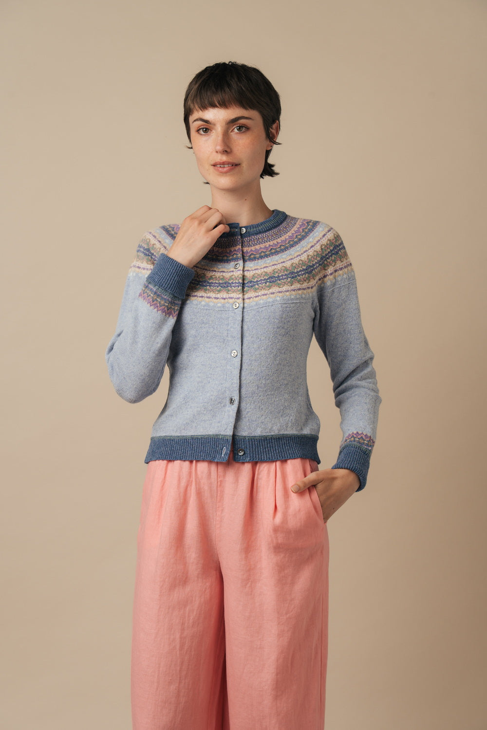 Eribe womens woollen fairisle fardigan in light blue.