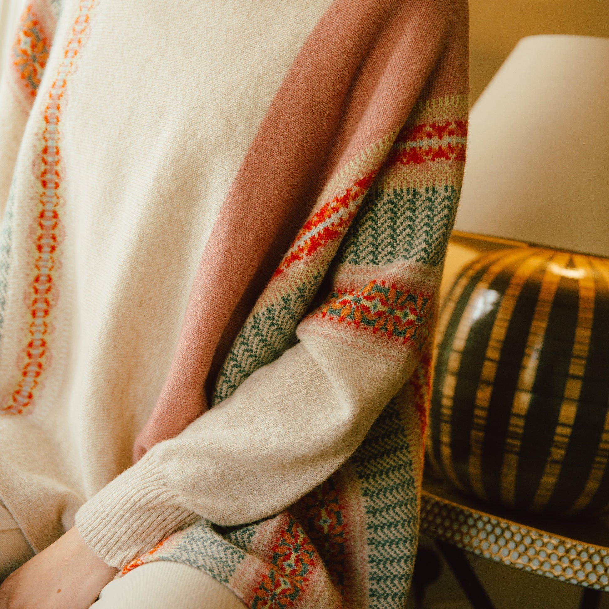 Eribe Cowl eck sweater 100% wool.