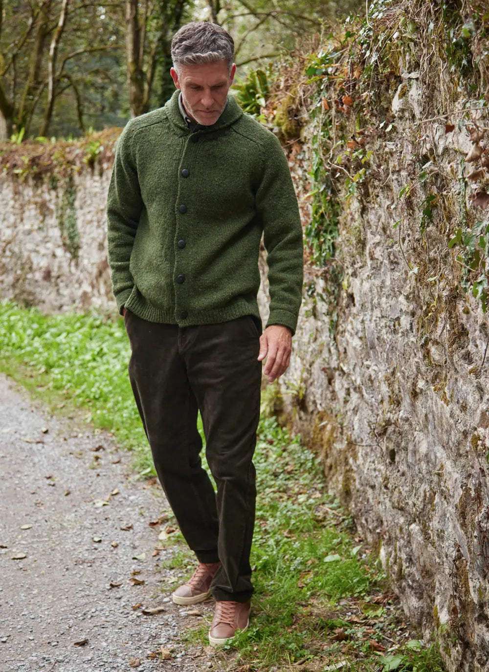 Men's cardigan in Merino Wool - Fisherman Out Of Ireland Seaweed buttons