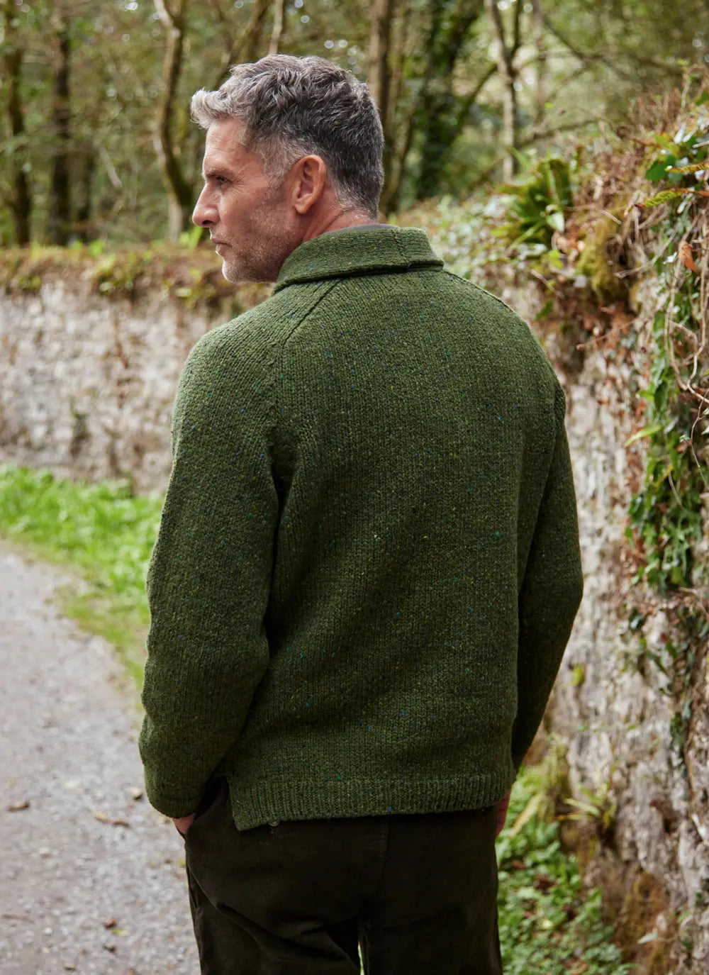 Men's cardigan in Merino Wool - Fisherman Out Of Ireland Seaweed from back
