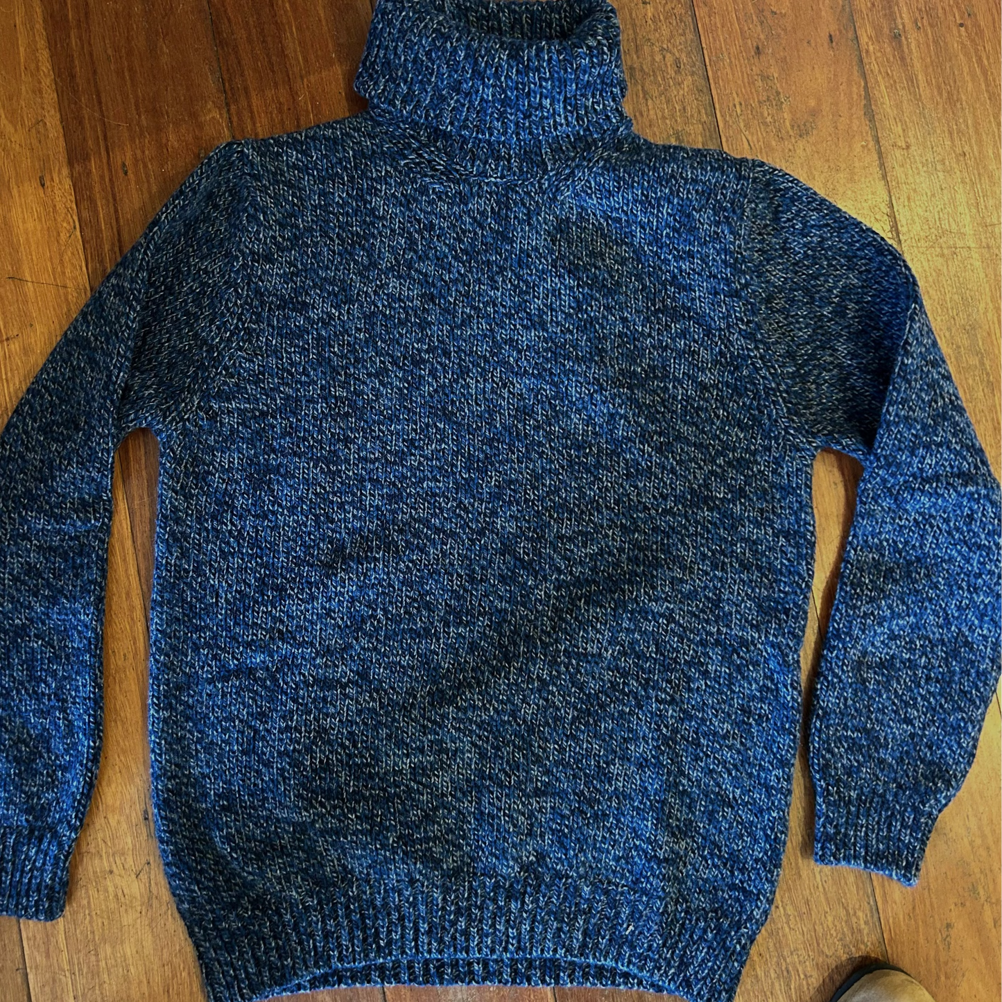 Quality Knitwear. Fisherman out of Ireland. Men's polo. Merino wool.