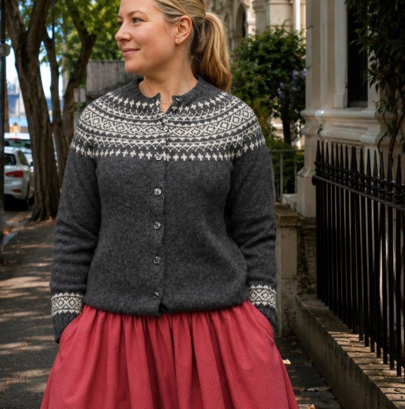 Harley of Scotland - Women's Fairisle Cardigan - Wool - Basalt/Vanilla