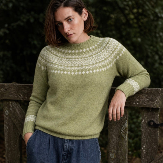 Harley of Scotland - Women's Two Tone Fairisle Jumper - Avocado/White