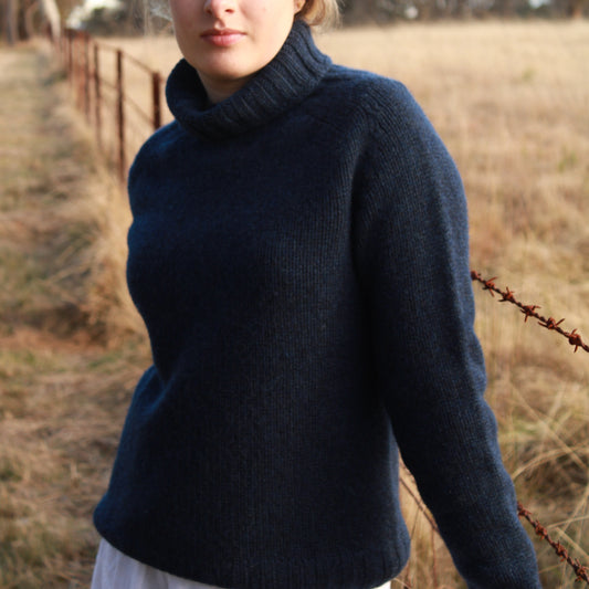 Harley's turtleneck jumper for women in Cosmos