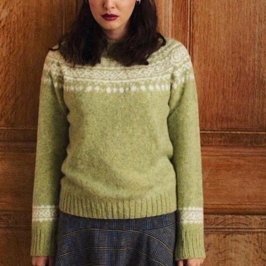 Harley of Scotland women’s Fairisle jumper in green