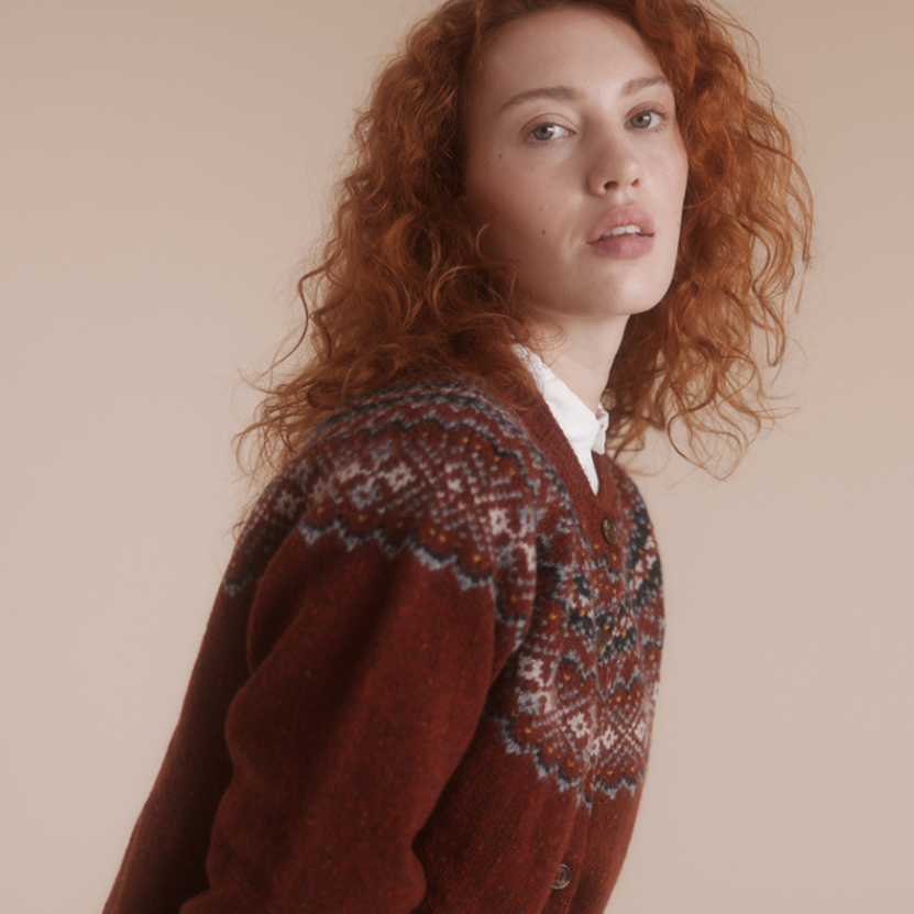 HARLEY OF sCOTLAND Dark red Fairisle Wool Cradigan from Scotland