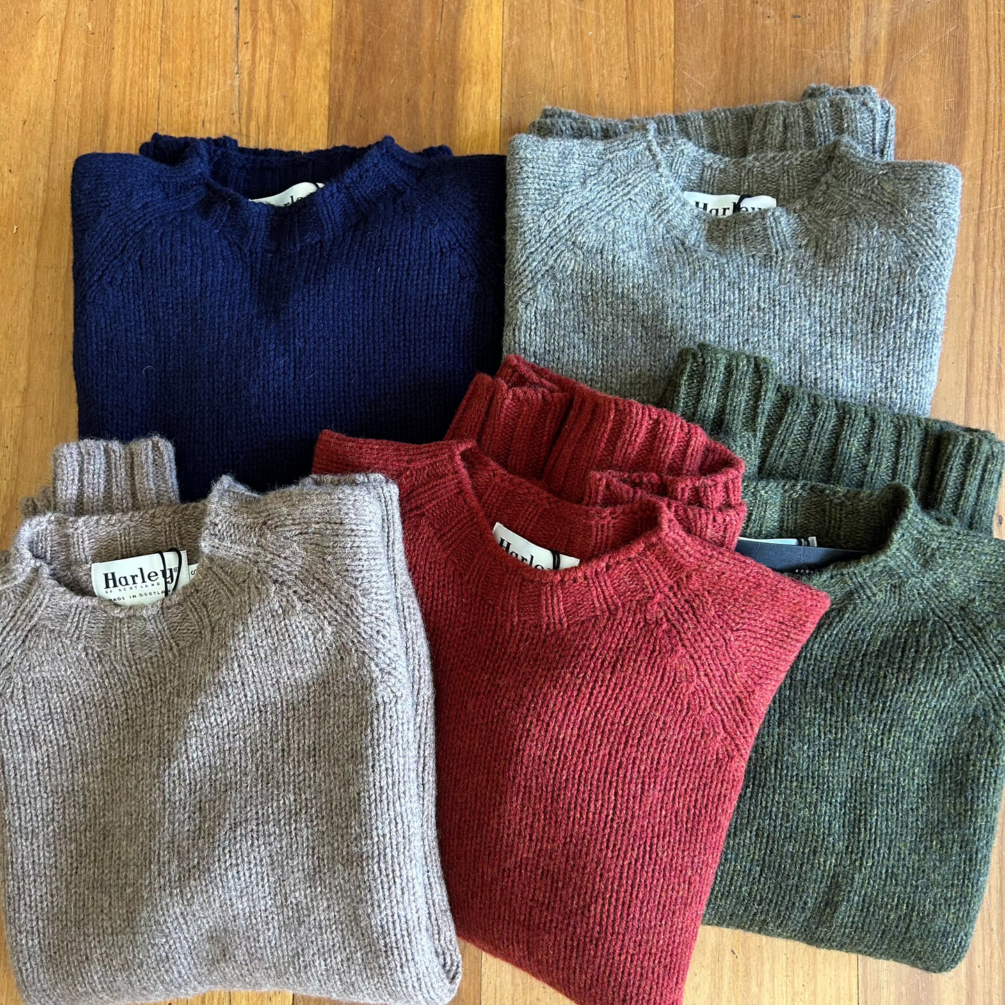 Harle of Scotland Mens qulaity woolen jumpers.