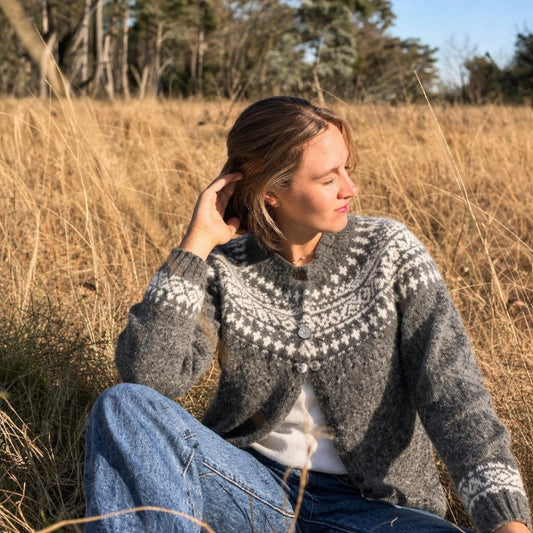 Scottish wool knitwear. Fairisle cardigan 