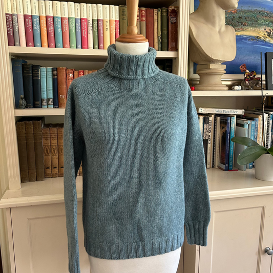 Harley of Scotland quality wool women's jumper.