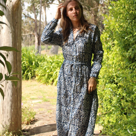 Mandalay Designs Dress - Madam pellier in indigo.