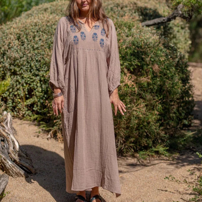 Mandalay Souq dress in coconut.