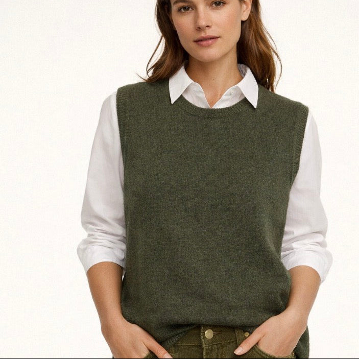 Mansted knitwear. Mitos vest in Green Forest