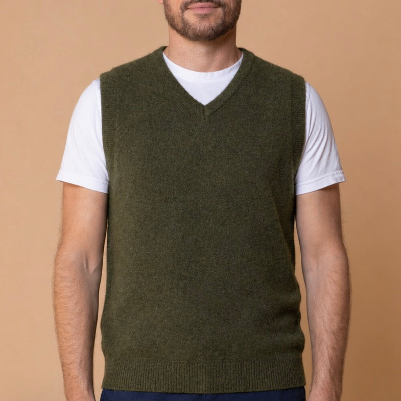 Men’s knitted vest. Possum and Merino wool in green. 