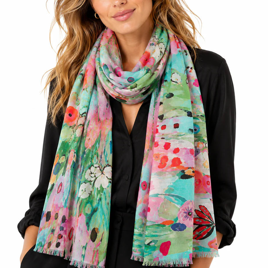 Elegant merino and silk scarf for women