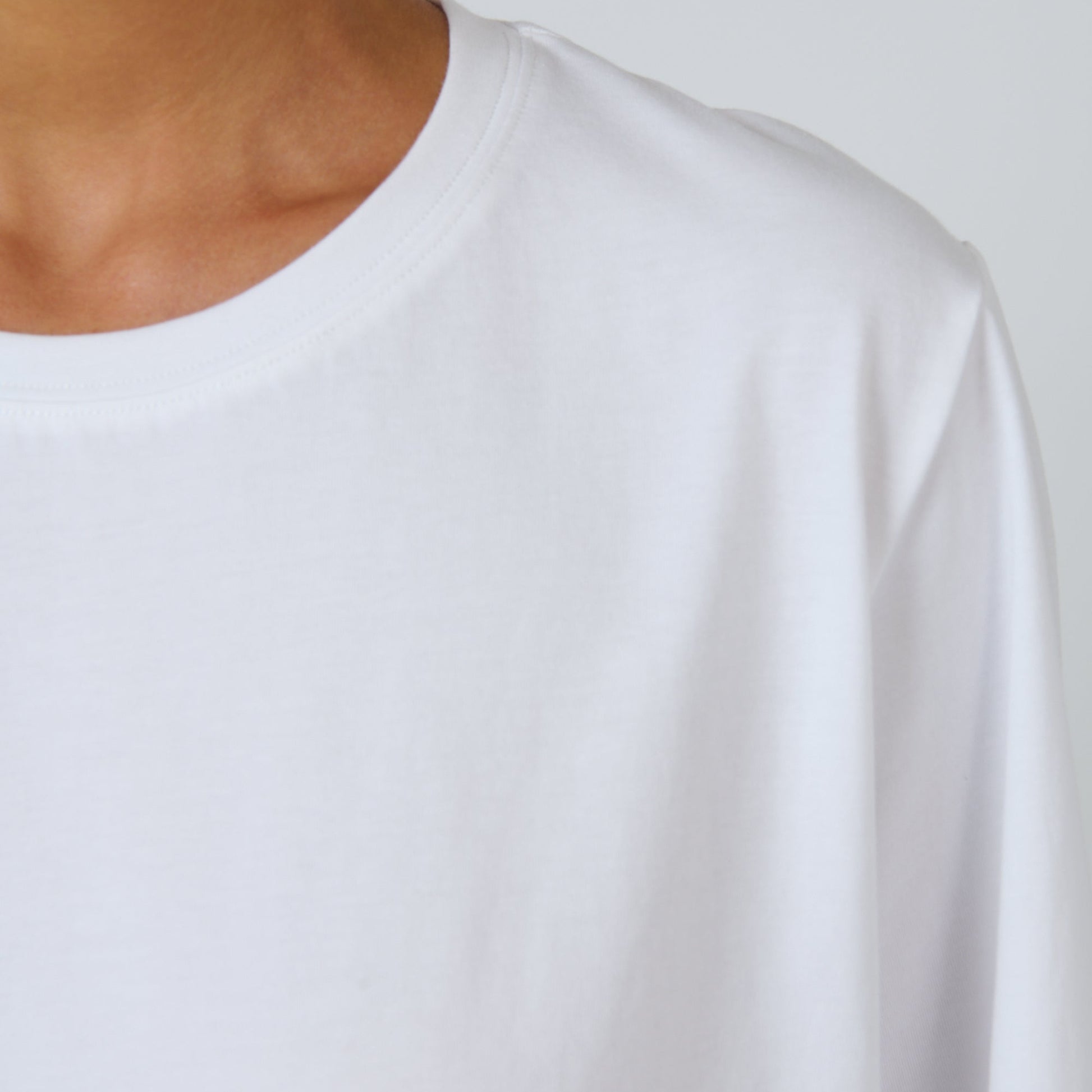 Naturals by O&J white cotton tee