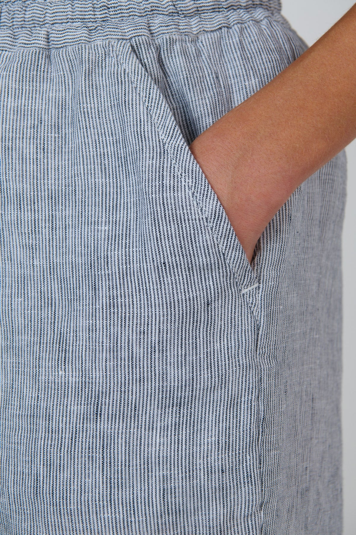 Naturals by O J Linen Shorts Sliver Detail Berrimas Overflow