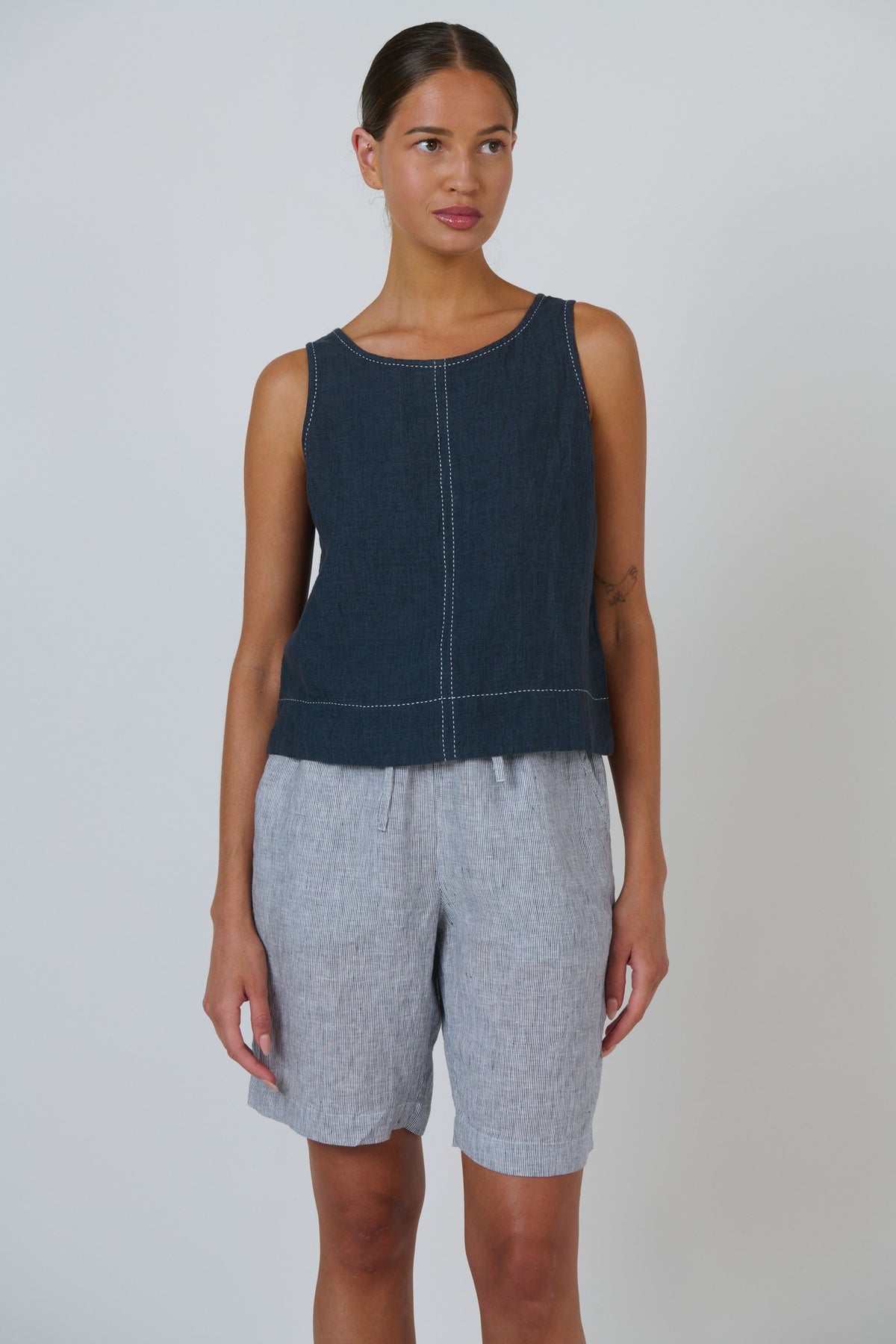 Naturals by O J Linen Shorts Sliver Front View Berrimas Overflow