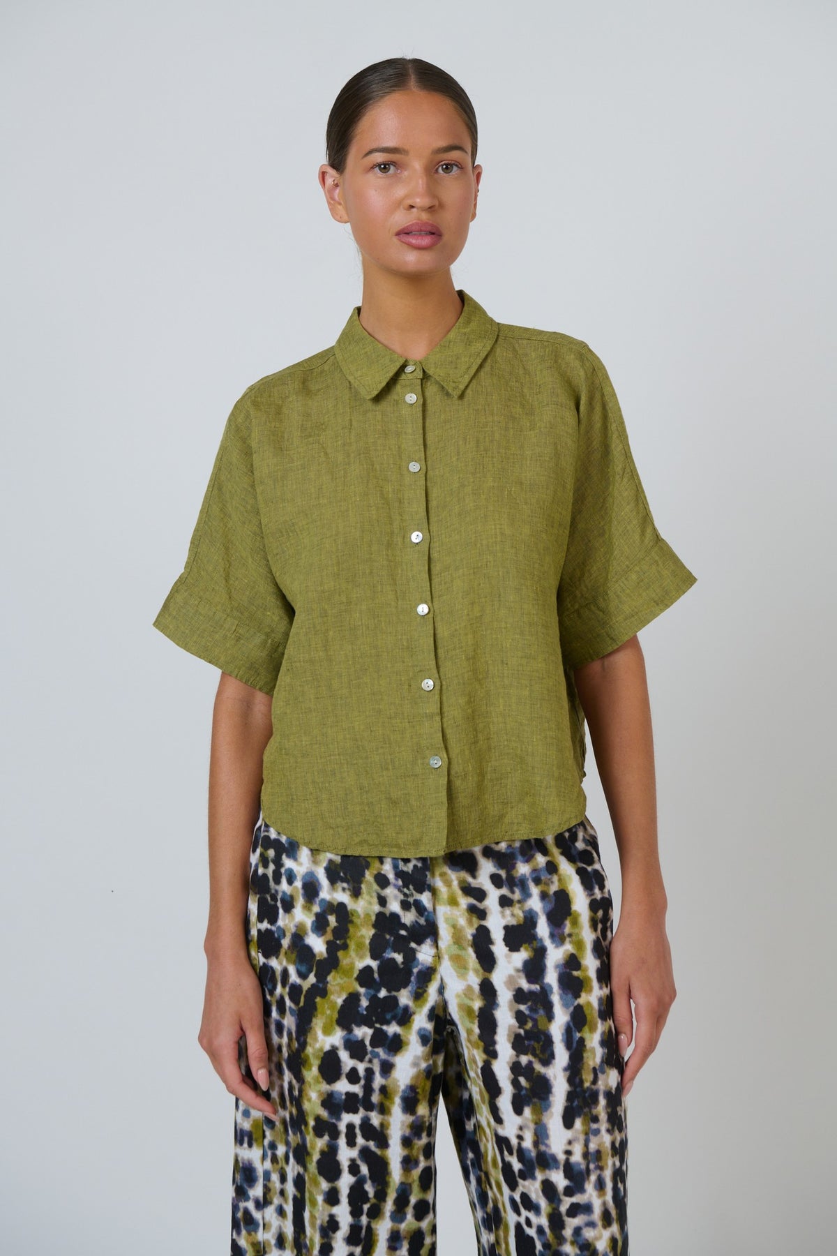 Naturals by O J Linen Top Balsam Front View Berrimas Overflow
