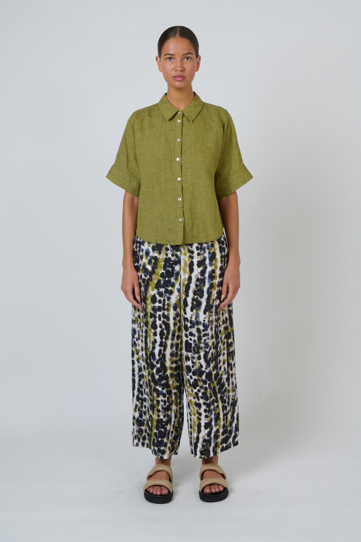 Naturals by O J Linen Top Balsam Front View Berrimas Overflow