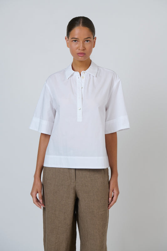 Naturals by O J Poplin Top White Front View Berrimas Overflow