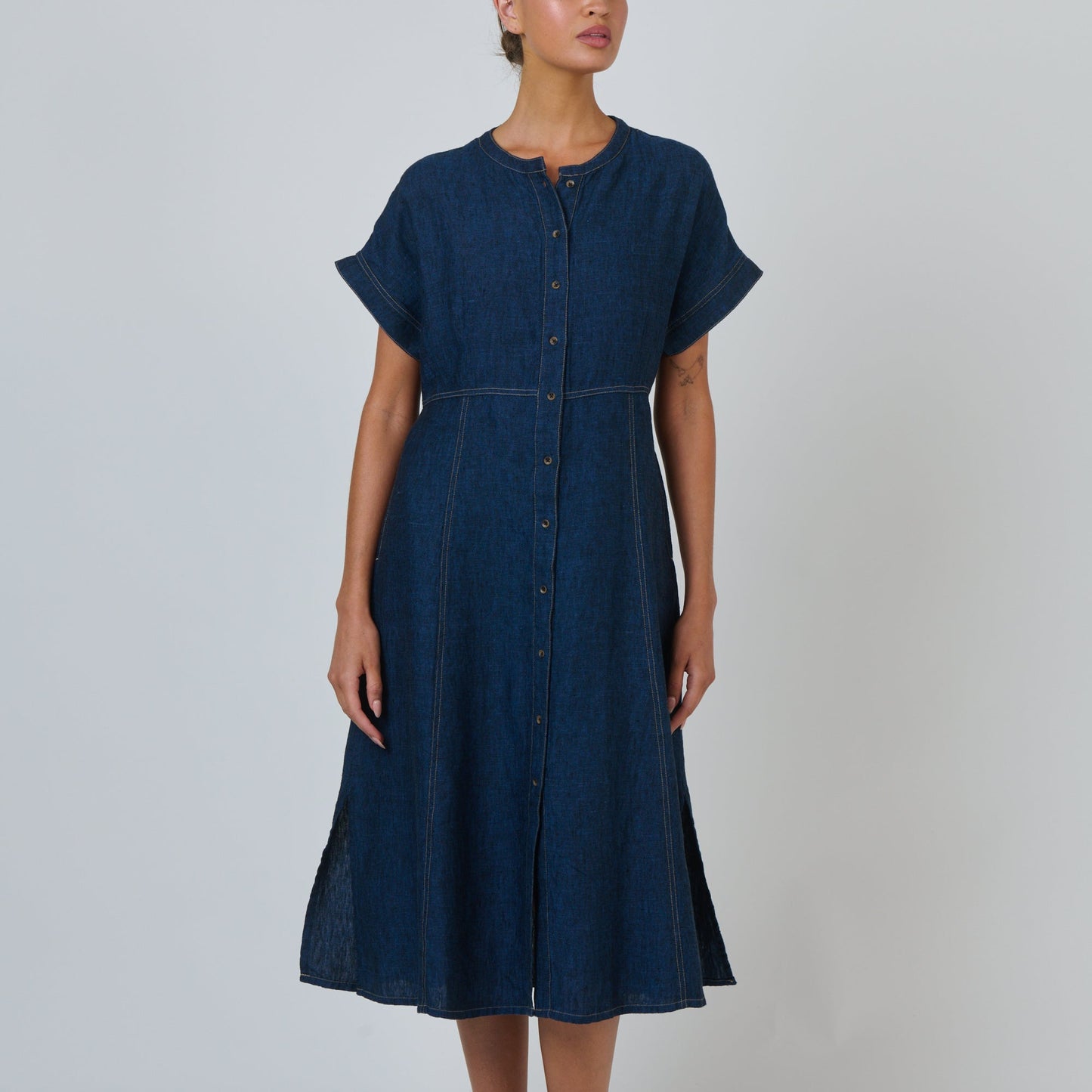 Naturals by O&J flattering shaped linen dress in navy.
