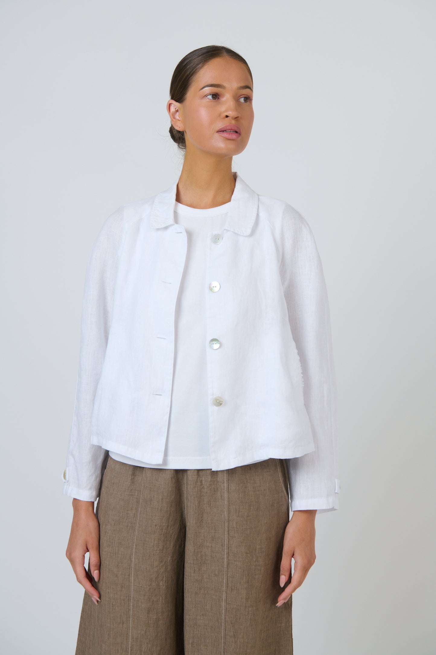 Naturals by O&J White Linen Jacket GA715 cropped