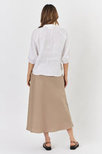 Naturals by O&J plain linen skirt.