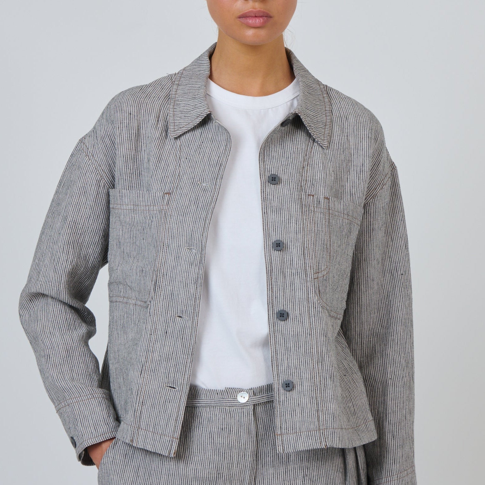 Naturals by O&J 100% Linen jacket GA732 in a pin stripe Rue