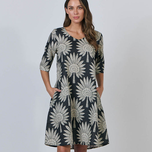 Naturals by O&J Linen dress in Date Palm print.