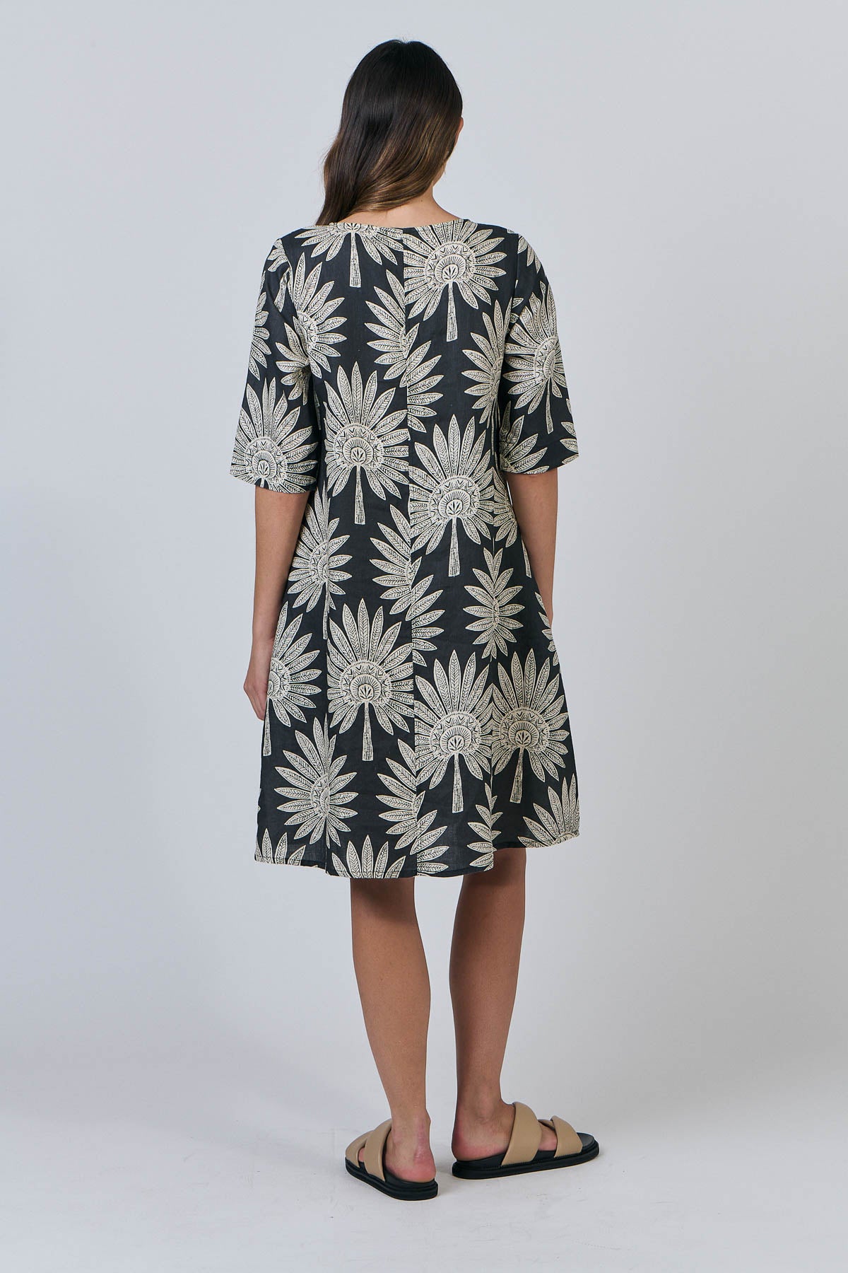 Naturals by O&j. Naturals fibres - all linen dress in Date Palm.