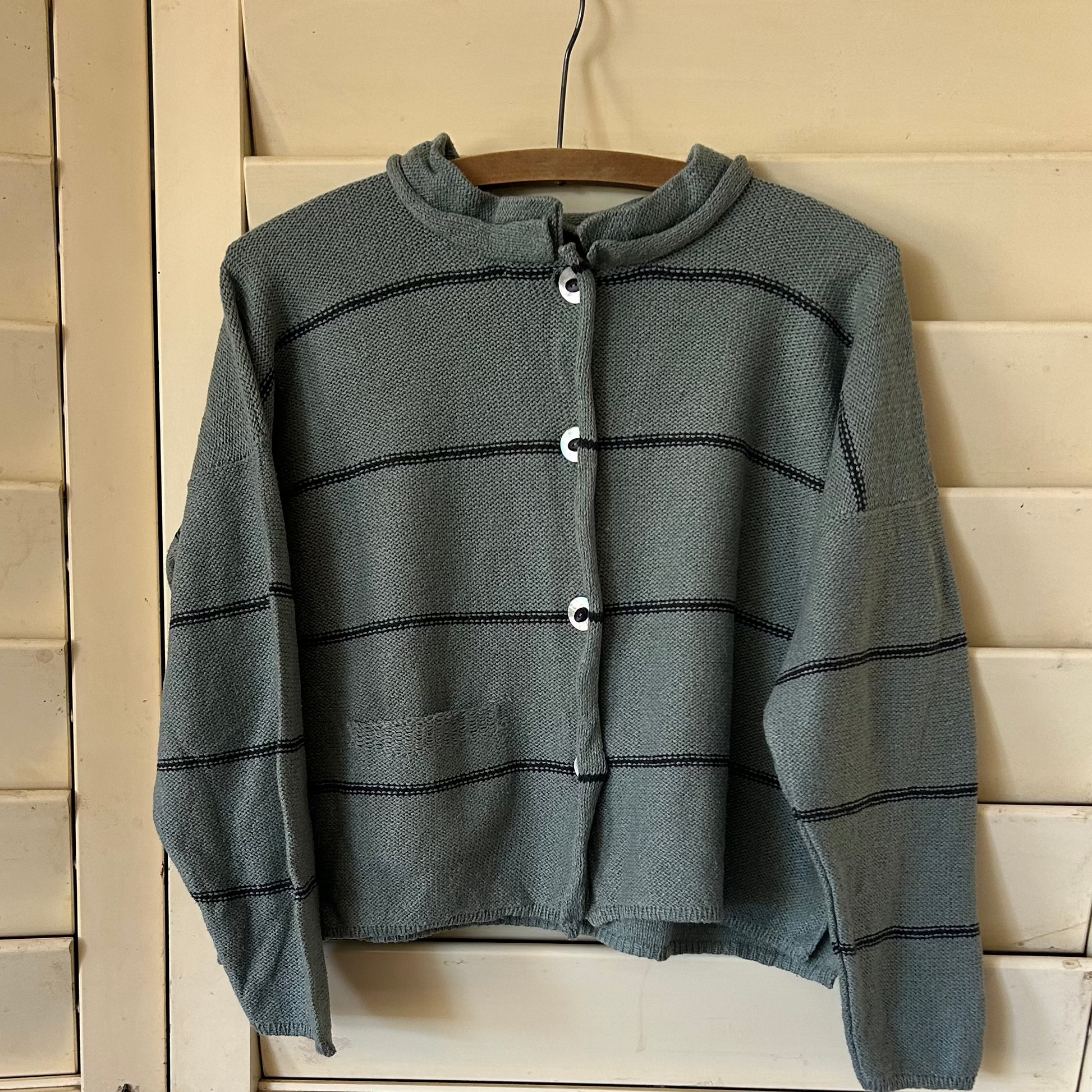 Quernstone knitwear in Australia