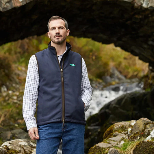 Men's outdoor vest with ip. waterproof and windproof