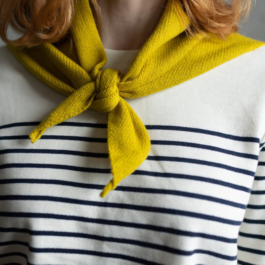 Triangle scarf woollen in mustard yellow