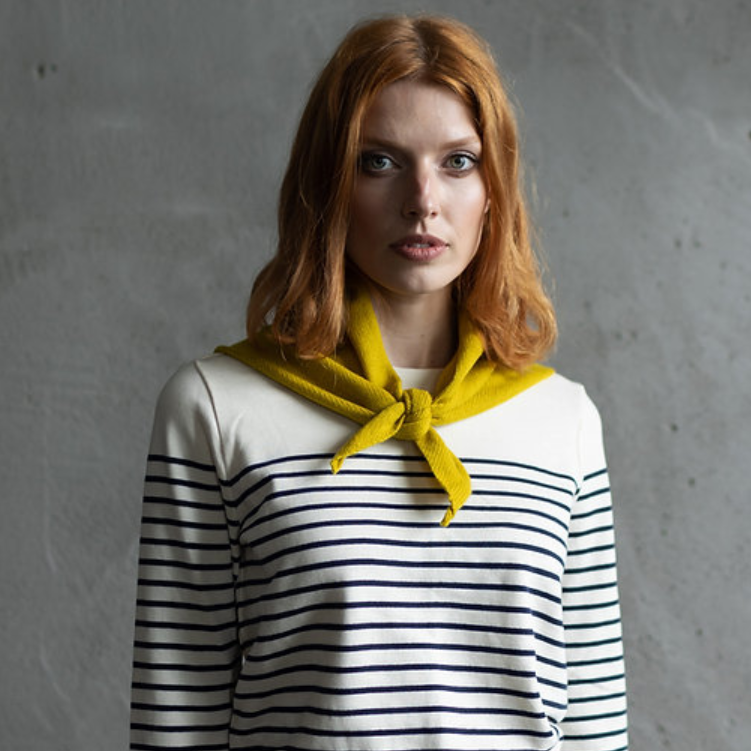 Neckerchief in Mustard. Merino Wool.