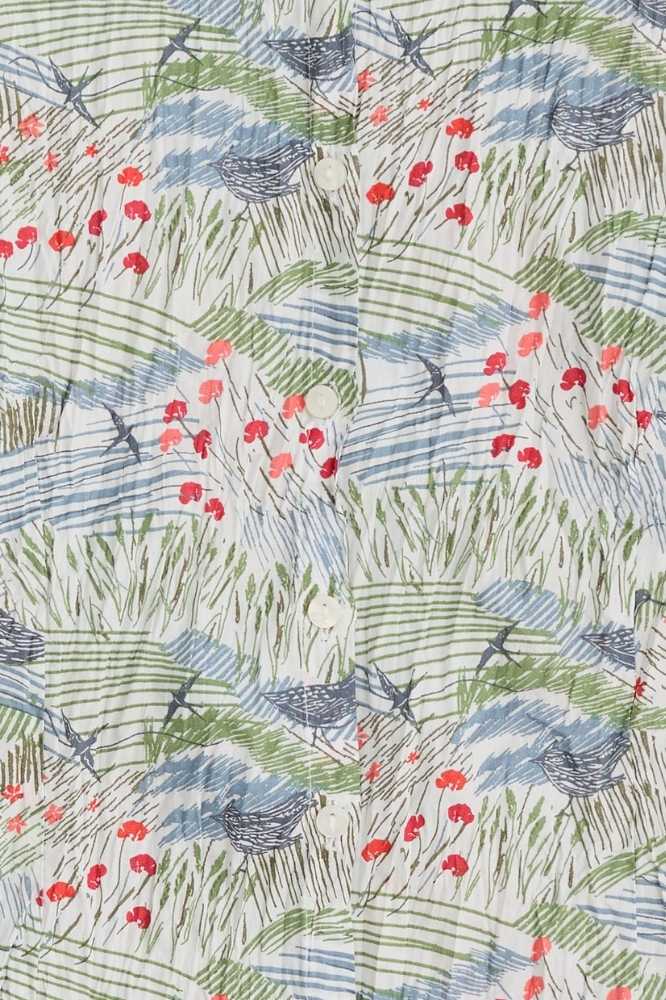 SEASALT's Larissa Shirt in Meadow Birds Chalk close up