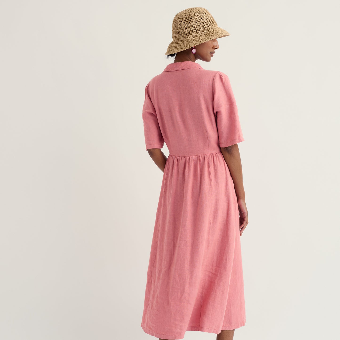 Seasalt Quality Linen dress with vee neck in soft pink