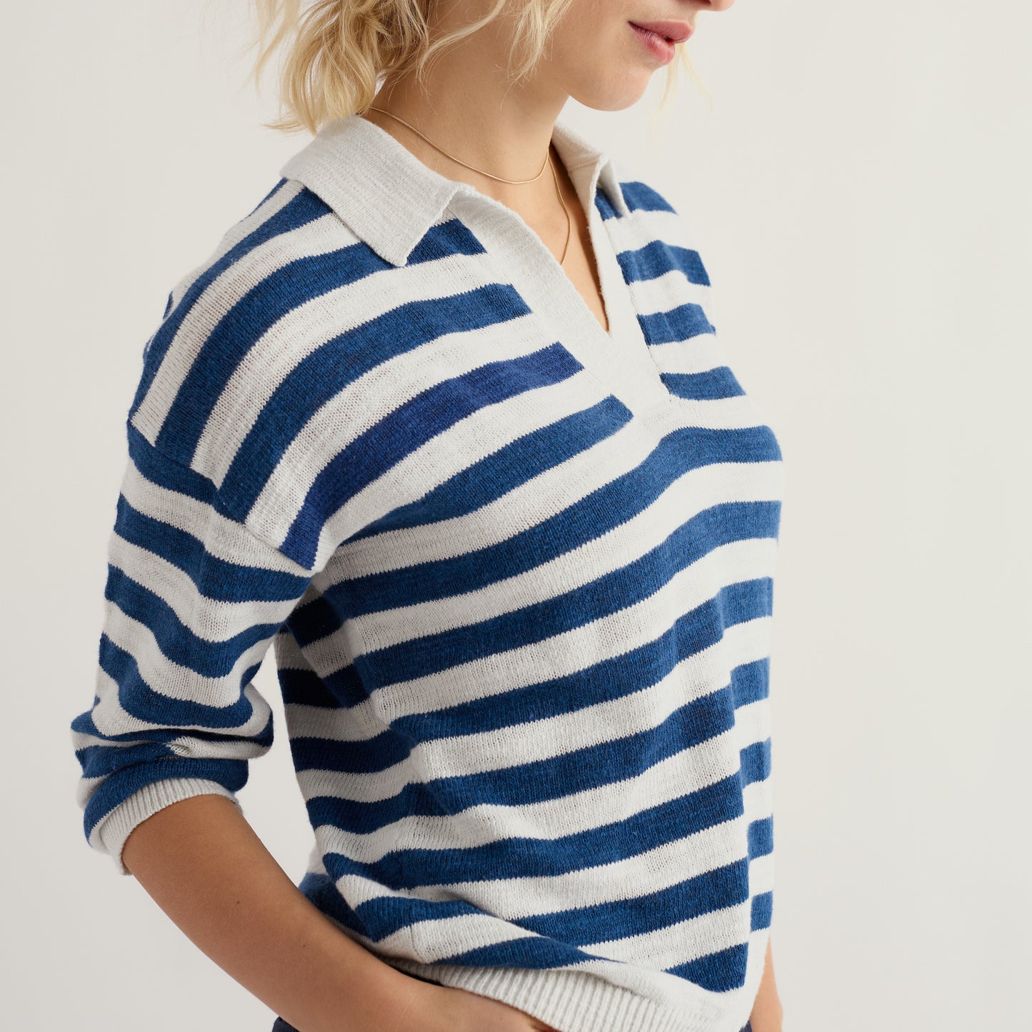 Seasalt Cornwall women's striped vee neck top navy and white