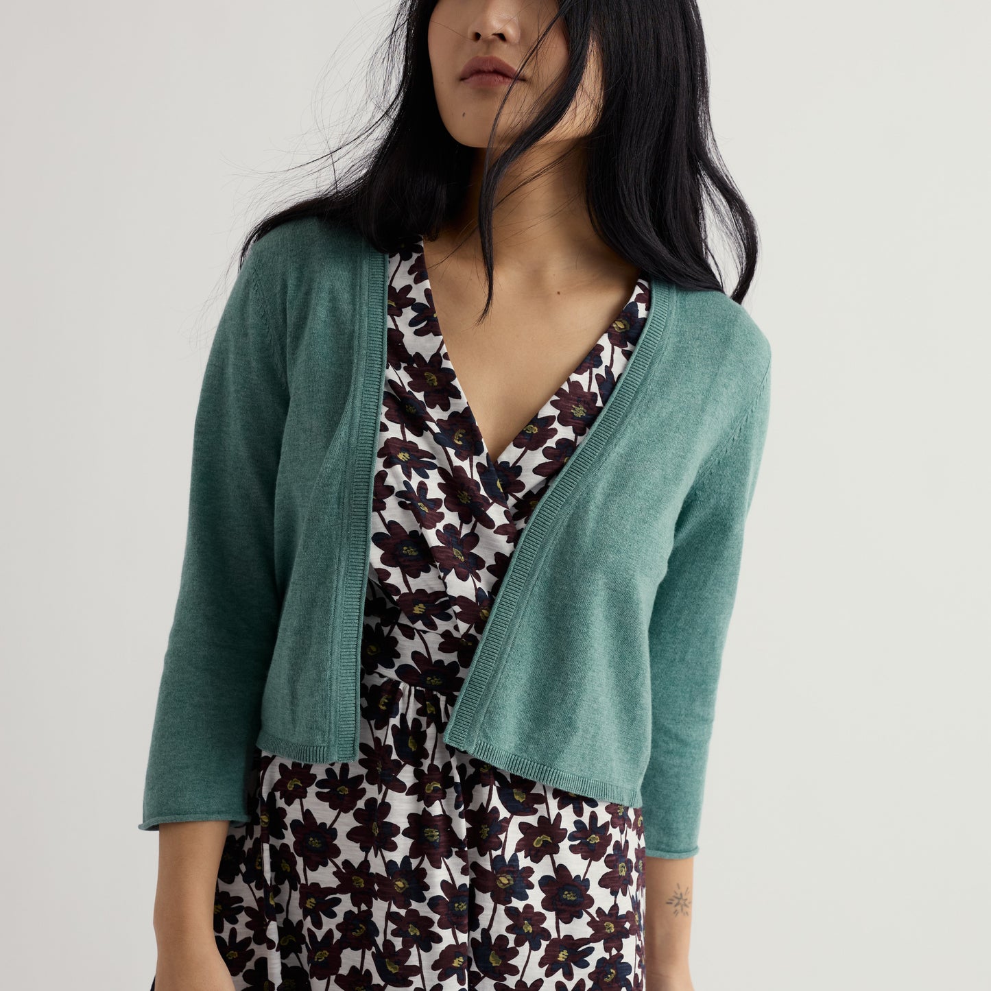 Seasalt Australia Women's open cropped cardigan in blue green