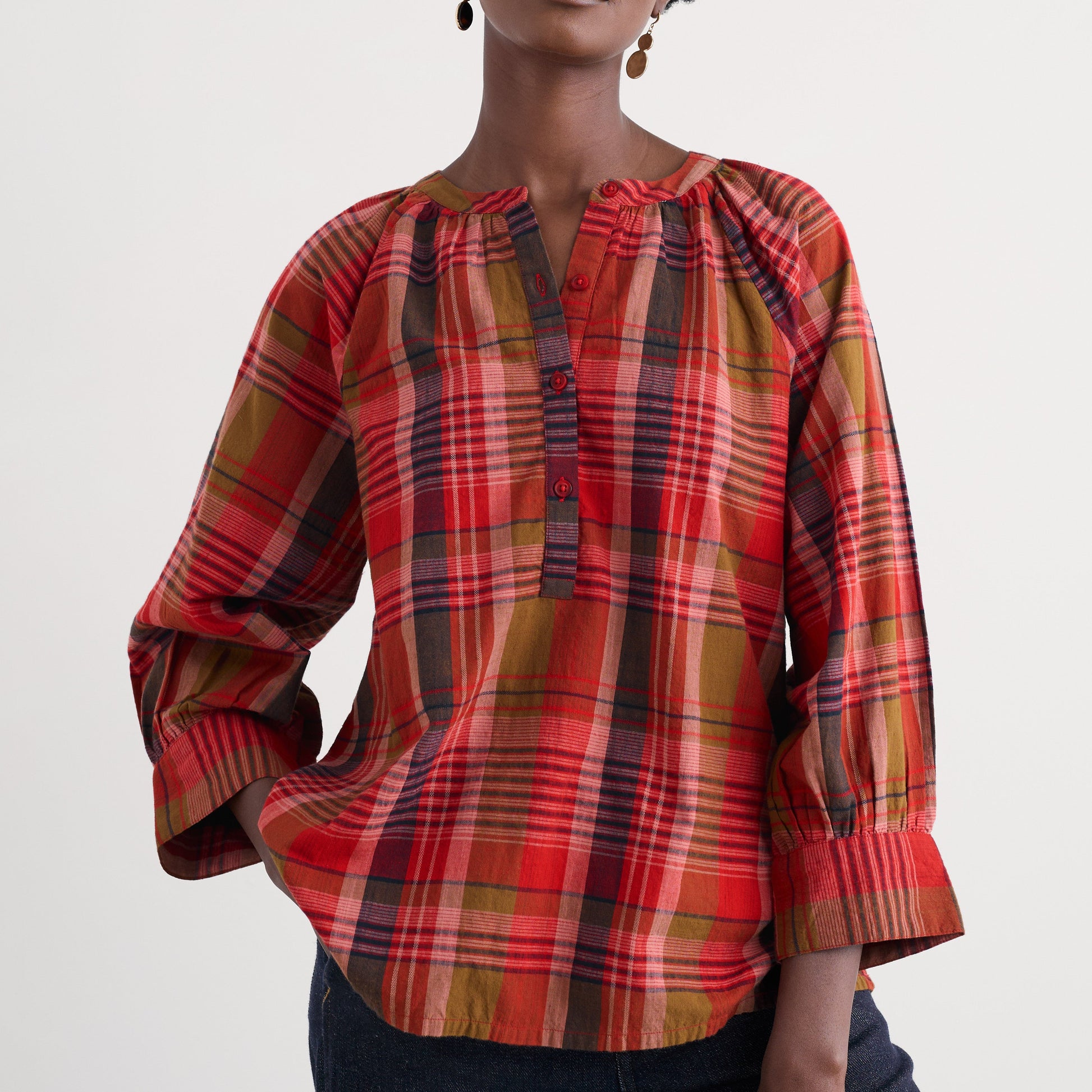 Sesalt Cornwall organic cotton top in red blue and tan checks