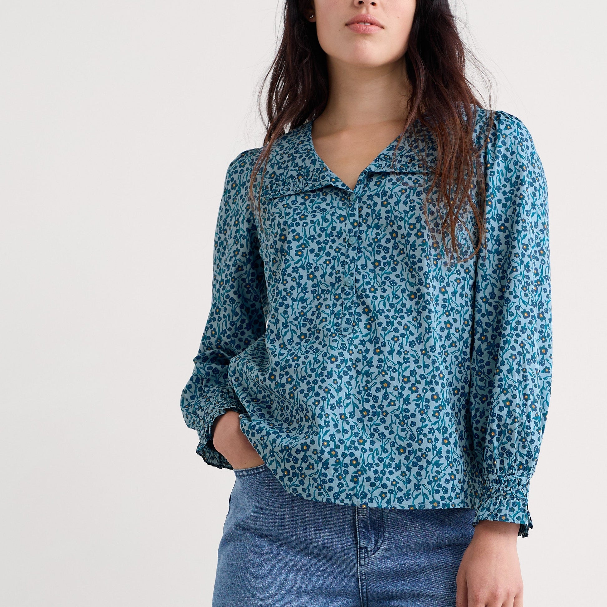 Ysellla top from Seasalt cornwall