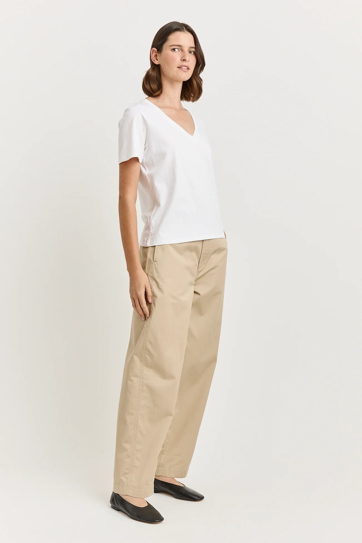 Toorallie quality white vee tee