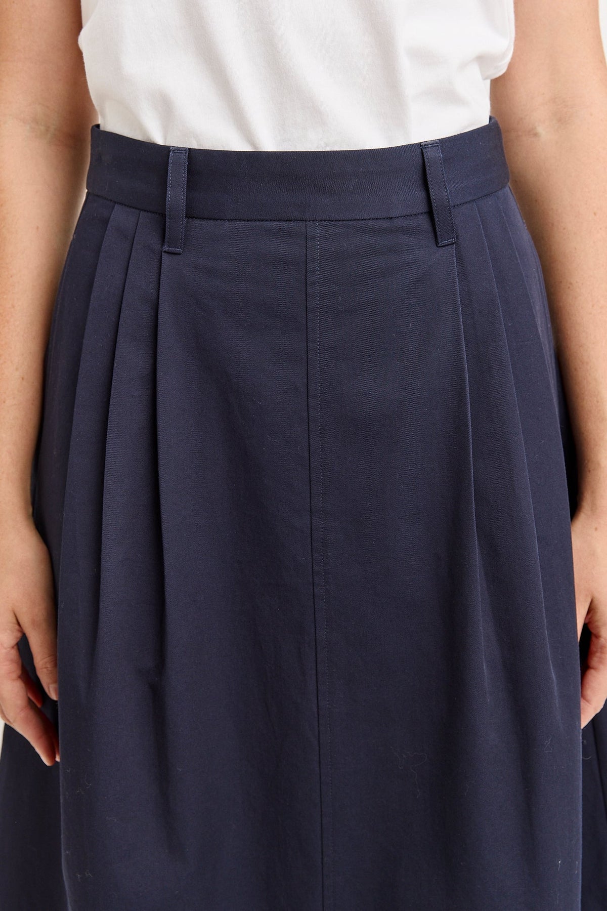 Toorallie Skirt with belt hoops navy