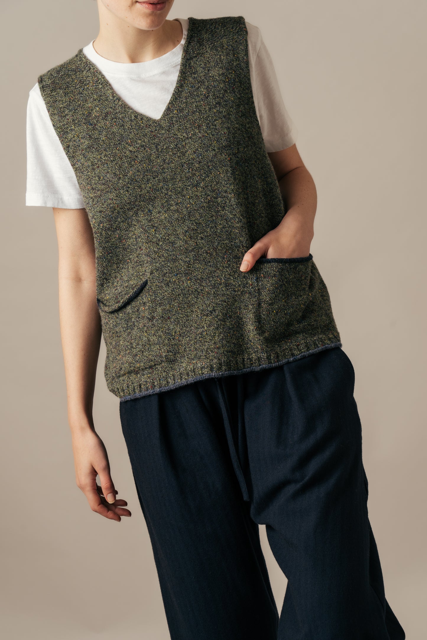 Eribe - Tweed Nep Vest - Pine