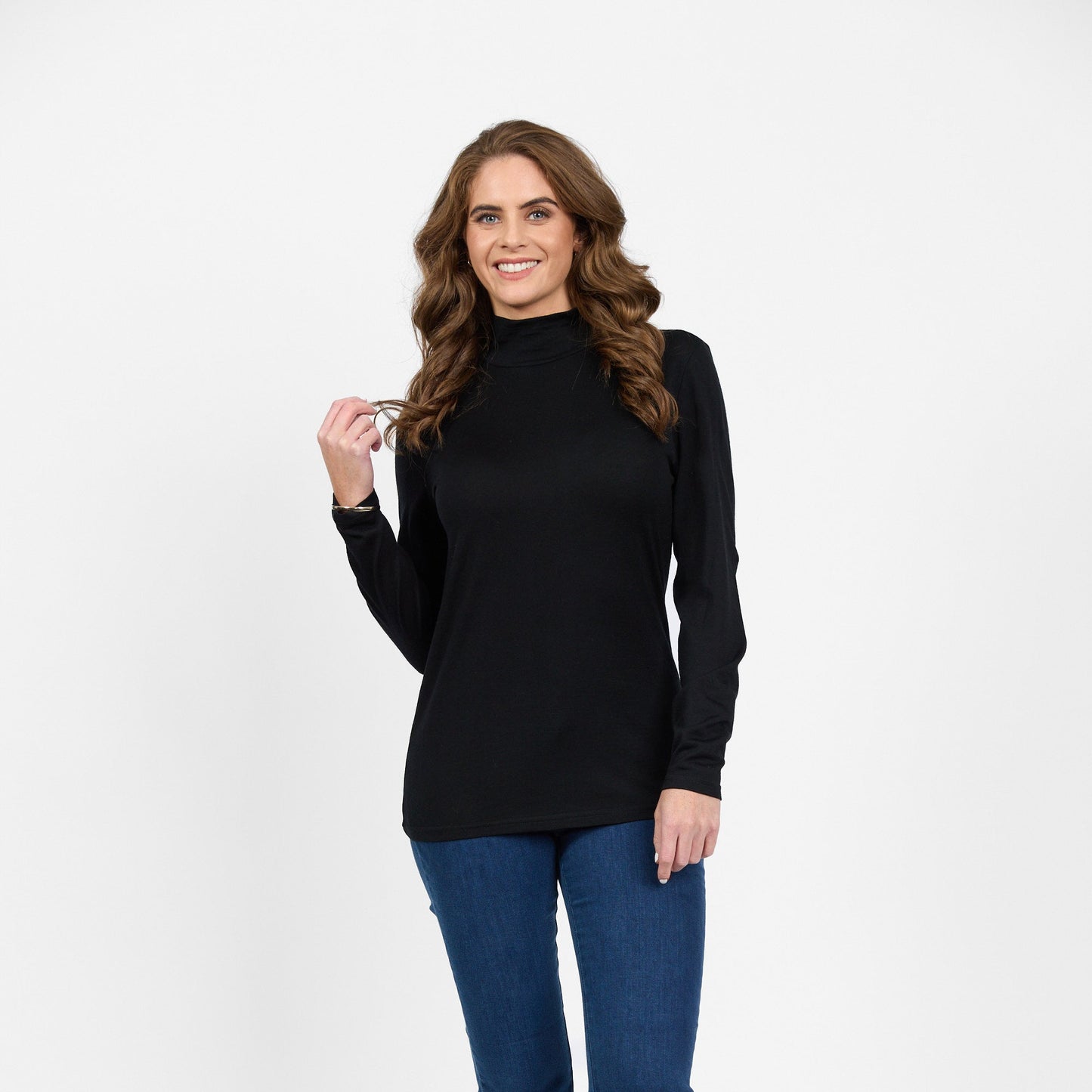 A merino skivvy in black from Vassalli