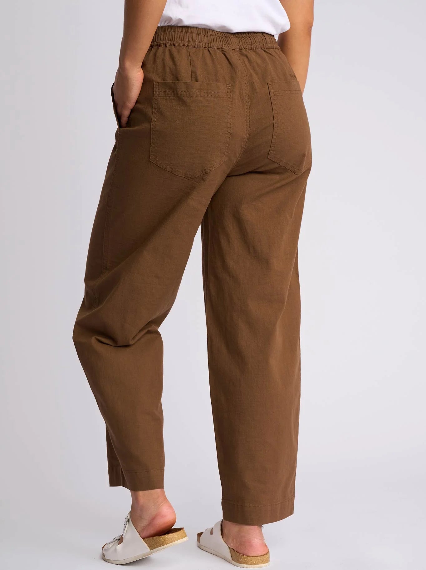 Vassalii Dione 5066 Pecan Pants