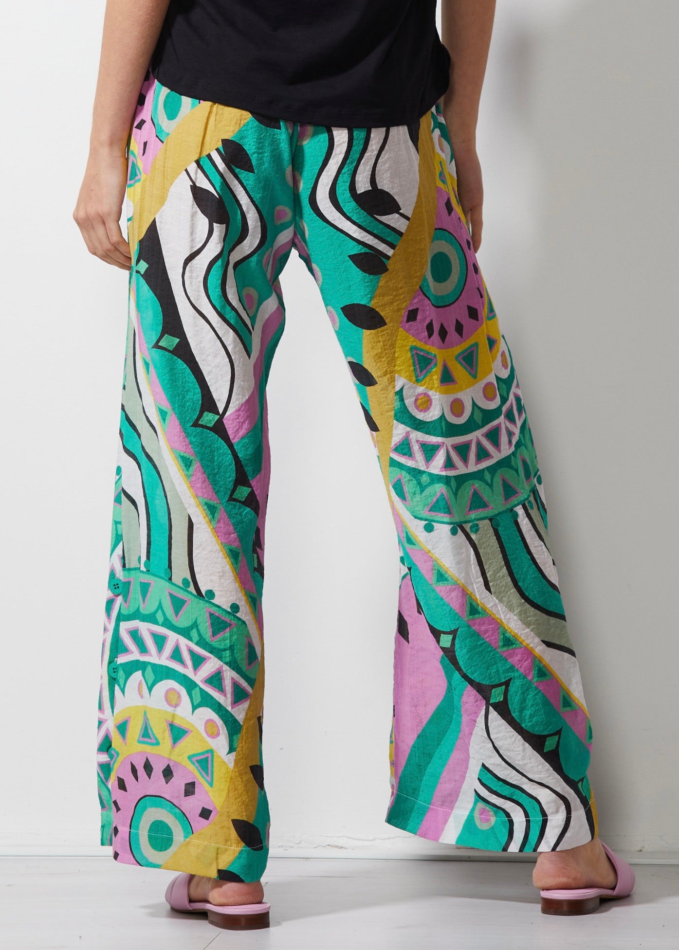 Zaket and Plover's Pants in Amalfi for women