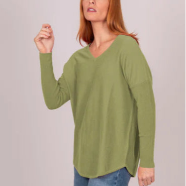 Bridge and Lord curved hem vee wasabi