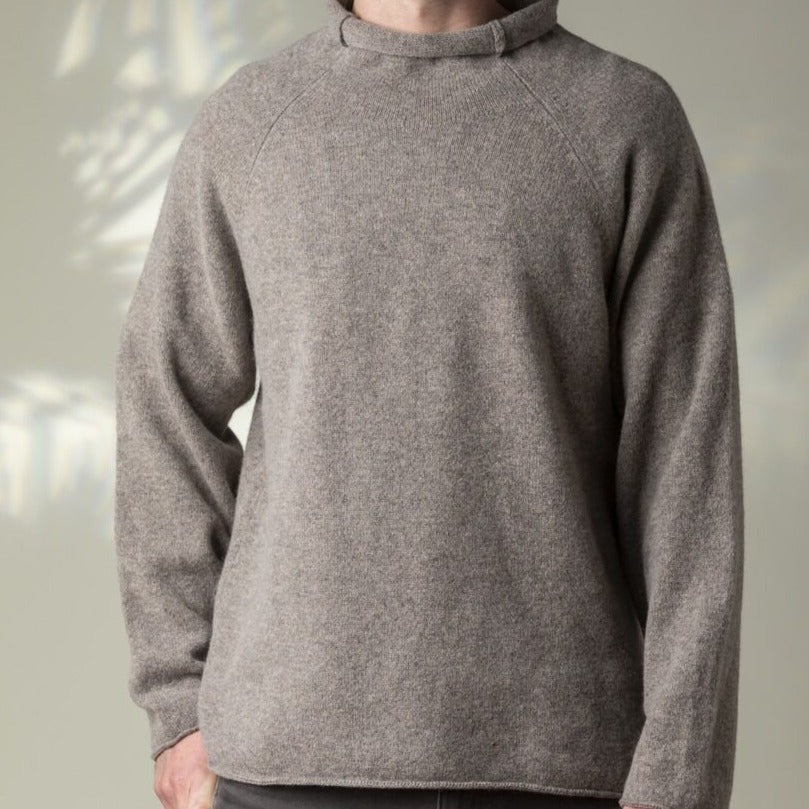 Eribe Corry Raglan Sweater in Vole.